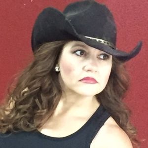 Meet your Posher, Shanda